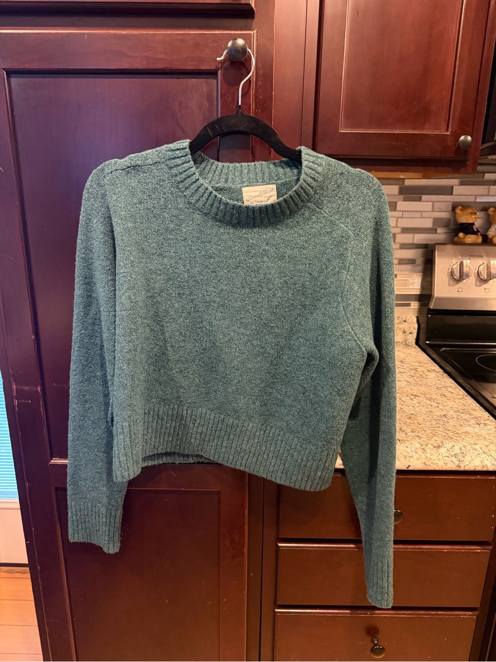 Universal Thread Cropped Crewneck Sweater in Teal Blue-Green